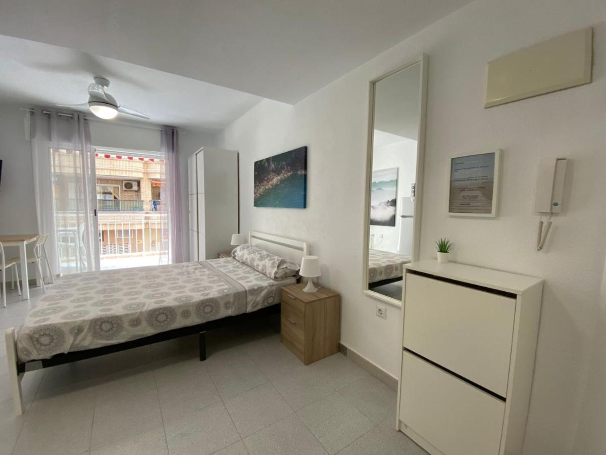 Apartamento estudio de 23 m² en Torrevieja, con 1 baño privado. Exterior foto